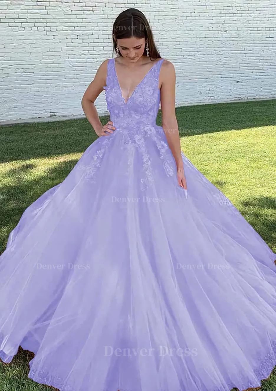 Ball Gown V Neck Court Train Lace Tulle Prom Dress With Appliqued Beading