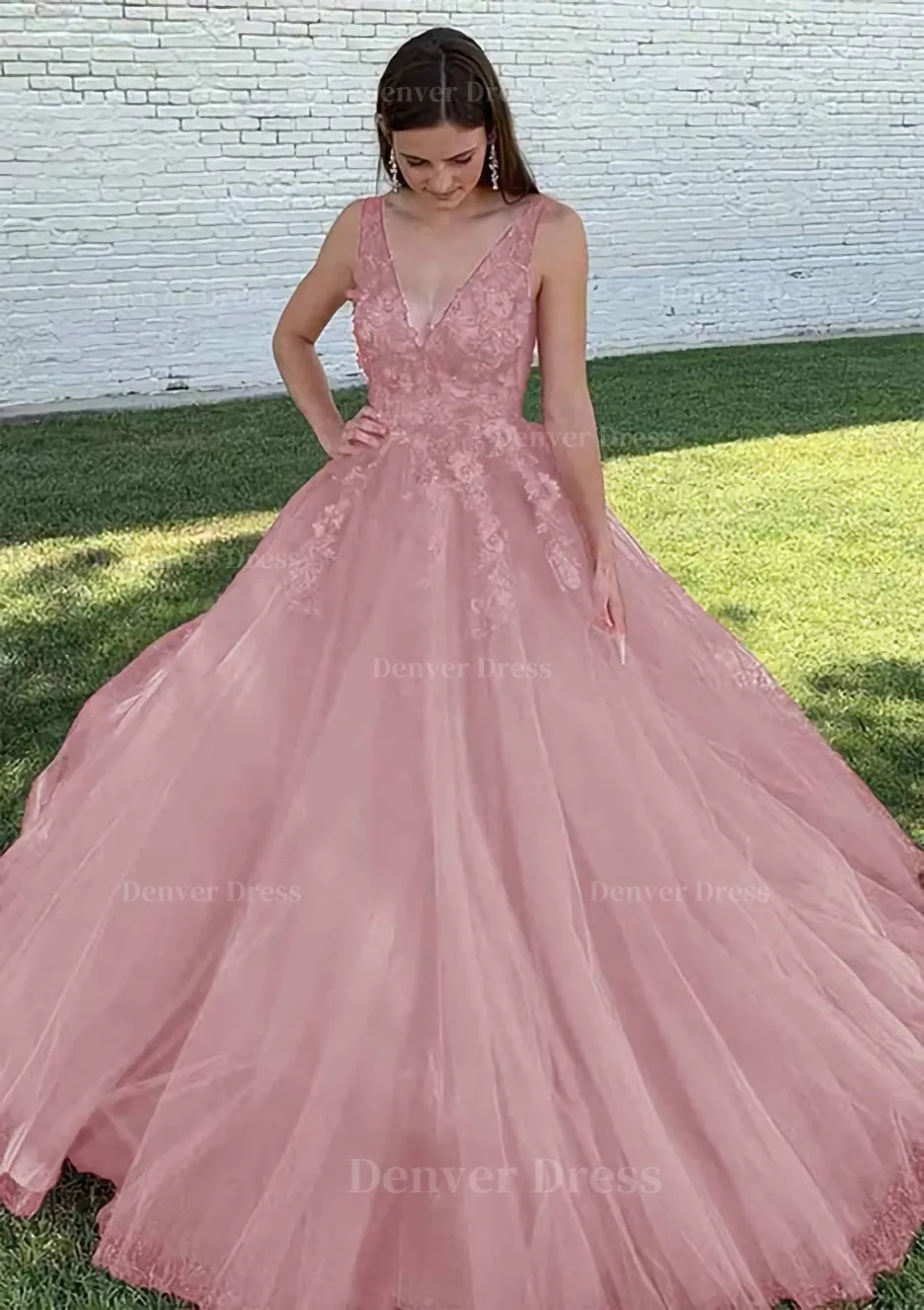 Ball Gown V Neck Court Train Lace Tulle Prom Dress With Appliqued Beading