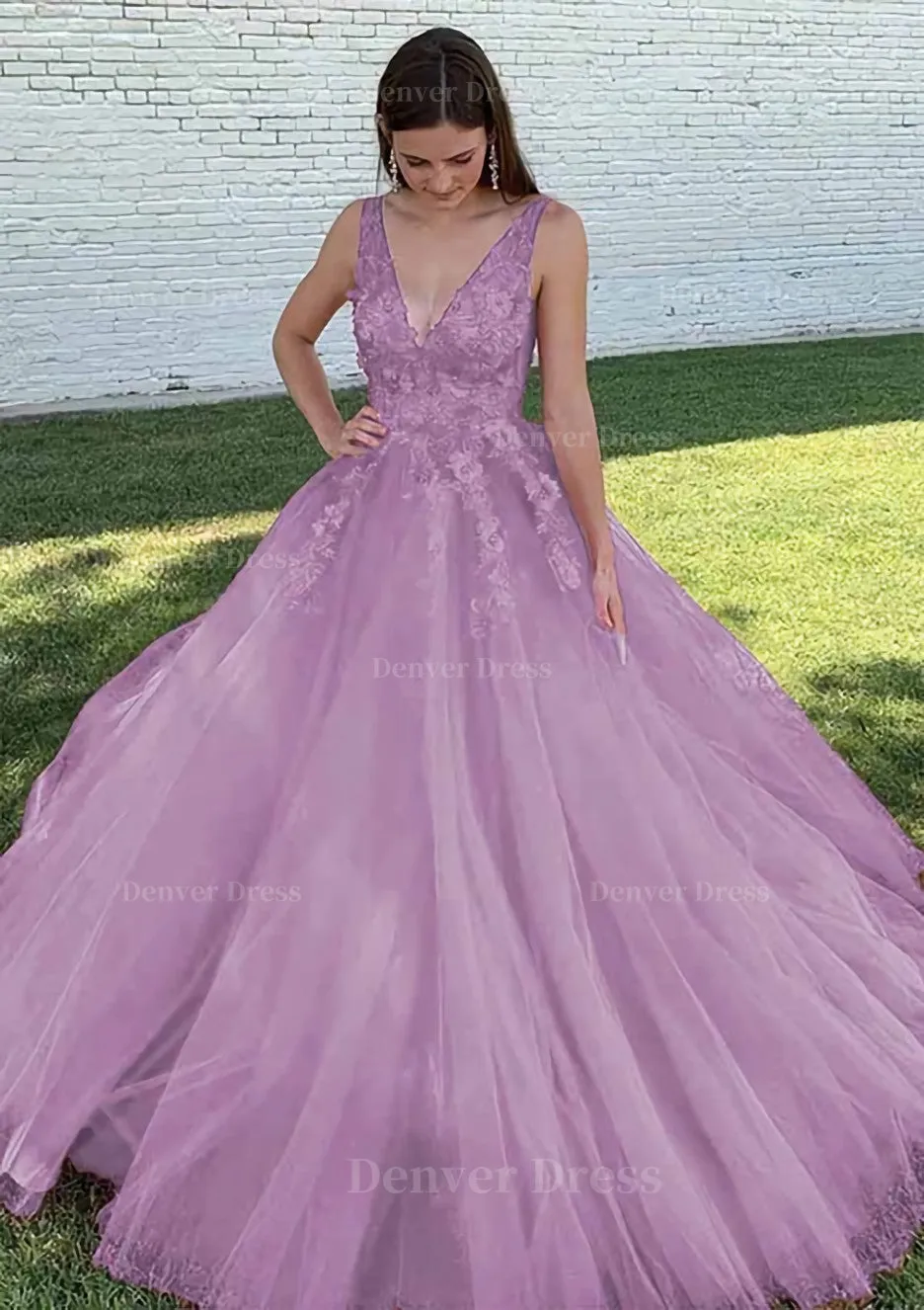 Ball Gown V Neck Court Train Lace Tulle Prom Dress With Appliqued Beading