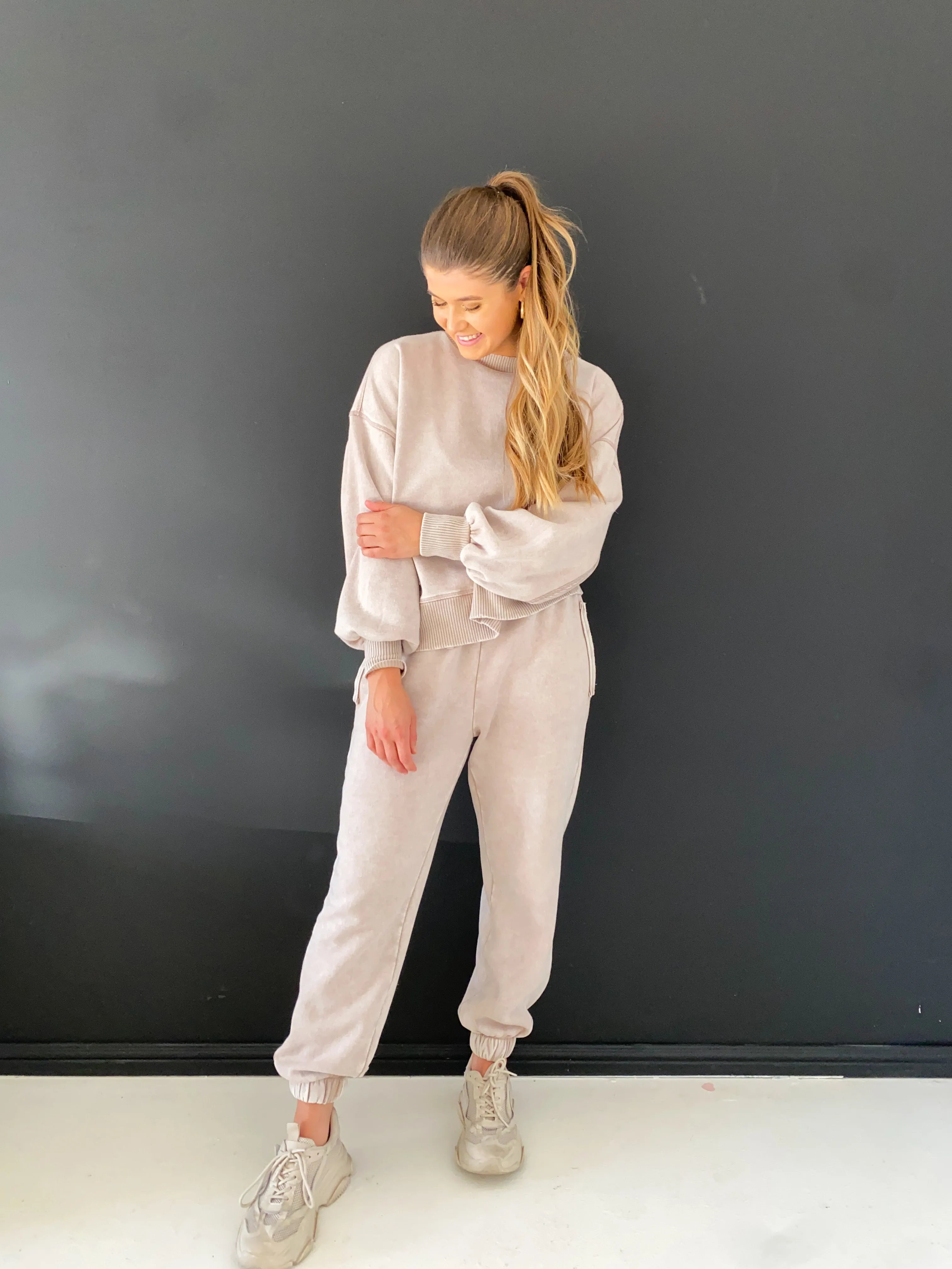 Cafe Latte Balloon Sleeves Sweatshirt and Jogger Set