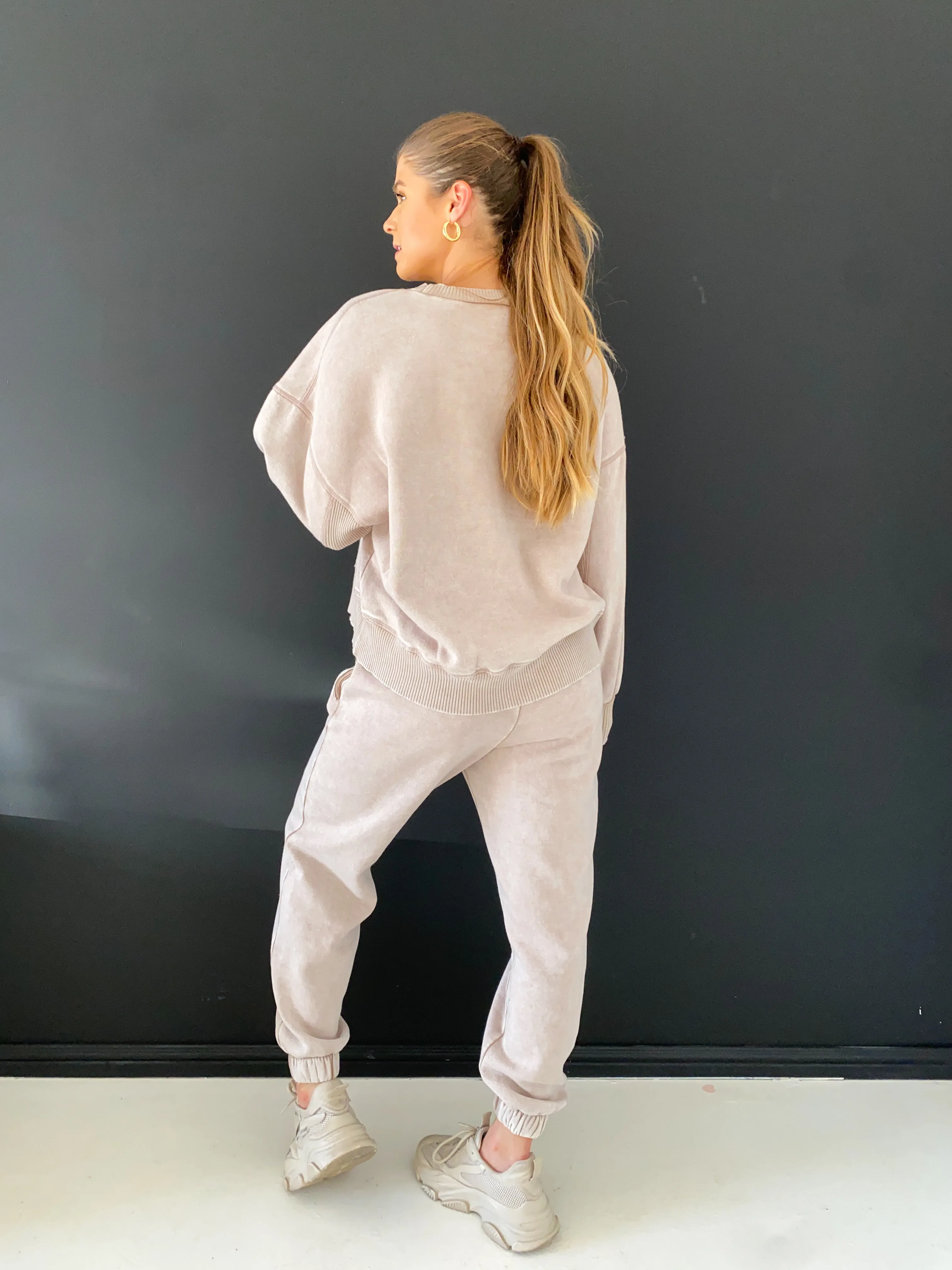 Cafe Latte Balloon Sleeves Sweatshirt and Jogger Set